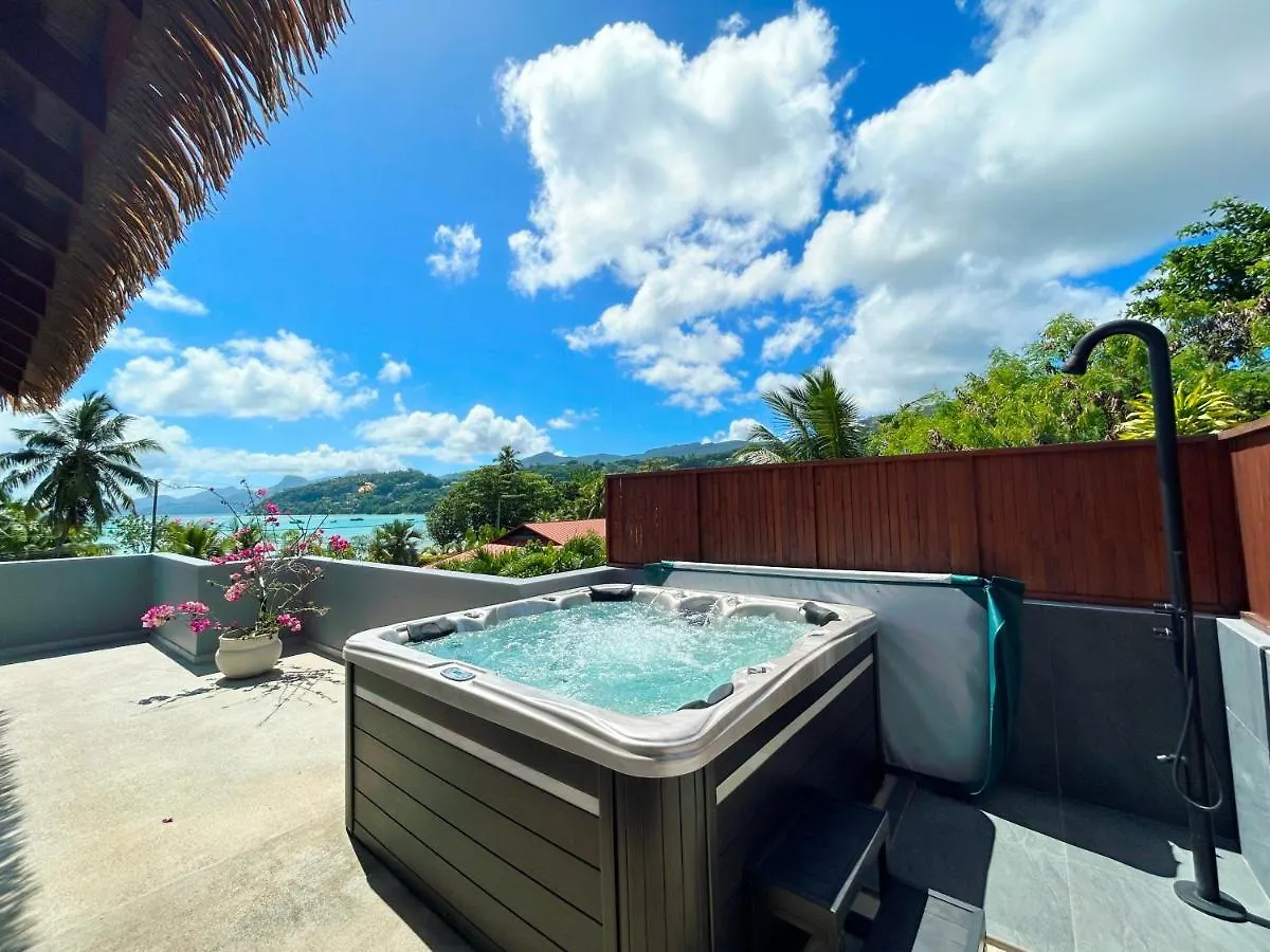 Blue Lagoon Baie Lazare  세이셸